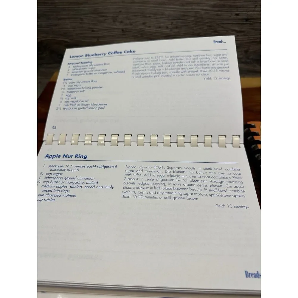 Lot Of Four Favorite Recipes Our Best Cooks Moose Bloomington IL Pampered Chef +